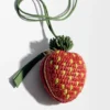 Aardbeienportemonnee van raffia en klassiek kalfsleer Aardbeienportemonnee van raffia en klassiek kalfsleer