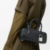 Amazona 23 Cropped-tas van glanzend kalfsleer Amazona 23 Cropped-tas van glanzend kalfsleer