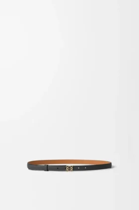 Anagram-riem van kalfsleer met Pebble-structuur Anagram-riem van kalfsleer met Pebble-structuur
