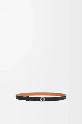 Anagram-riem van kalfsleer met Pebble-structuur Anagram-riem van kalfsleer met Pebble-structuur