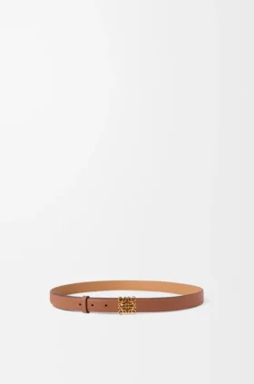 Anagram-riem van kalfsleer met Pebble-structuur Anagram-riem van kalfsleer met Pebble-structuur