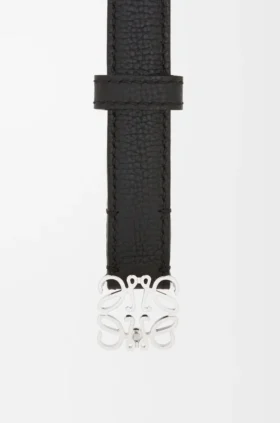 Anagram-riem van kalfsleer met Pebble-structuur Anagram-riem van kalfsleer met Pebble-structuur