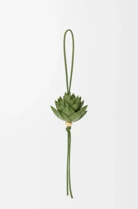 Artichoke-bedeltje van klassiek kalfsleer