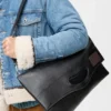 Bob gevouwen Tote bag van glanzend, soepel kalfsleer Bob gevouwen Tote bag van glanzend, soepel kalfsleer