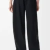 Broek met trekkoord van wol Broek met trekkoord van wol