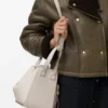 Compacte Hammock-tas van zacht generfd kalfsleer Compacte Hammock-tas van zacht generfd kalfsleer
