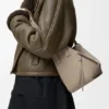 Compacte Hammock-tas van zacht generfd kalfsleer Compacte Hammock-tas van zacht generfd kalfsleer