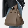 Compacte Hammock-tas van zacht generfd kalfsleer Compacte Hammock-tas van zacht generfd kalfsleer