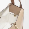 Compacte Hammock-tas van zacht generfd kalfsleer Compacte Hammock-tas van zacht generfd kalfsleer