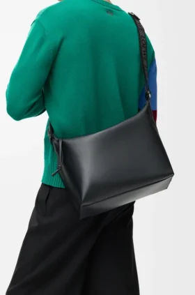 Cubi-crossbodytas van soepel, glad kalfsleer en jacquard