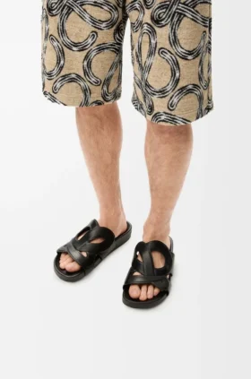 Ease Monogram-slipper van plantaardig gelooid kalfsleer