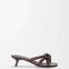 Flamenco Knot-sandal van lamsleer Flamenco Knot-sandal van lamsleer