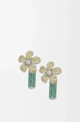 Flor-oorbellen van sterlingzilver en kristallen Flor-oorbellen van sterlingzilver en kristallen