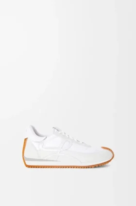 Flow Runner van nylon en suède