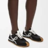 Flow Runner van nylon en suède