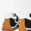 Flow Runner van nylon en suède