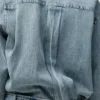 Gedrapeerd overhemd van denim Gedrapeerd overhemd van denim