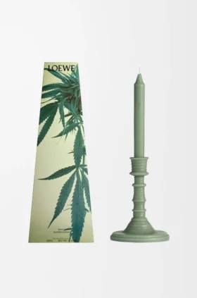 Geurkaarsenhouder met de geur van marihuana