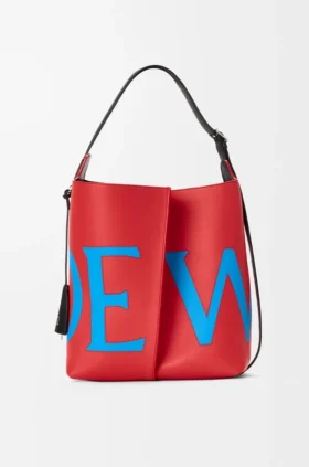 Grote Bilbao-bucket met oversized logo van glad kalfsleer