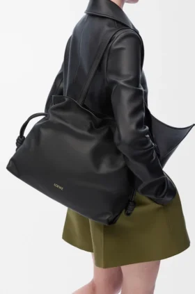 Grote Flamenco-clutch van nappa-kalfsleer
