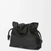 Grote Flamenco-clutch van nappa-kalfsleer Grote Flamenco-clutch van nappa-kalfsleer