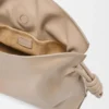 Grote Flamenco-clutch van nappa-kalfsleer Grote Flamenco-clutch van nappa-kalfsleer