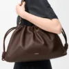 Grote Flamenco Purse van zacht nappa-lamsleer Grote Flamenco Purse van zacht nappa-lamsleer