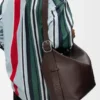 Grote Loop Hobo van soepel generfd kalfsleer