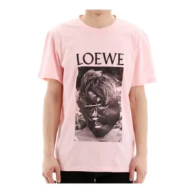Heren Loewe Ken Heyman bedrukt katoenen T-shirt met korte mouwen, roze H6109980Pc-7080 Heren Loewe Ken Heyman bedrukt katoenen T-shirt met korte mouwen, roze H6109980Pc-7080