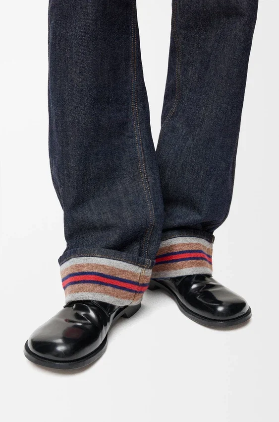 Jeans met omgeslagen pijpen van denim Jeans met omgeslagen pijpen van denim