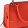 Kleine Amazona 180-tas van zacht kalfsleer Kleine Amazona 180-tas van zacht kalfsleer