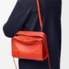 Kleine Amazona 180-tas van zacht kalfsleer Kleine Amazona 180-tas van zacht kalfsleer