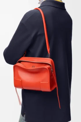 Kleine Amazona 180-tas van zacht kalfsleer