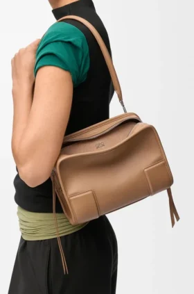 Kleine Amazona 180-tas van zacht kalfsleer