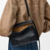 Kleine Amazona 180-tas van zacht kalfsleer Kleine Amazona 180-tas van zacht kalfsleer