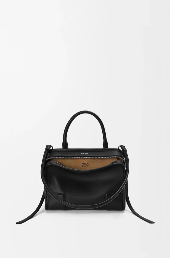 Kleine Amazona 180-tas van zacht kalfsleer Kleine Amazona 180-tas van zacht kalfsleer