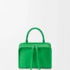 Kleine Amazona 180-tas van zacht kalfsleer Kleine Amazona 180-tas van zacht kalfsleer