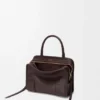 Kleine Amazona 180-tas van zacht kalfsleer Kleine Amazona 180-tas van zacht kalfsleer