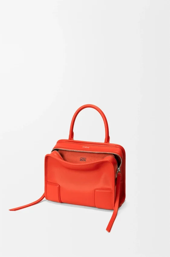 Kleine Amazona 180-tas van zacht kalfsleer Kleine Amazona 180-tas van zacht kalfsleer