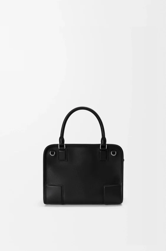 Kleine Amazona 180-tas van zacht kalfsleer Kleine Amazona 180-tas van zacht kalfsleer
