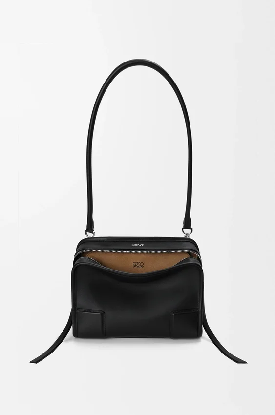 Kleine Amazona 180-tas van zacht kalfsleer Kleine Amazona 180-tas van zacht kalfsleer