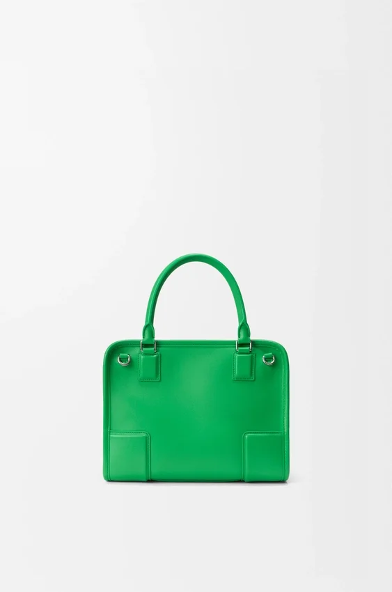 Kleine Amazona 180-tas van zacht kalfsleer Kleine Amazona 180-tas van zacht kalfsleer