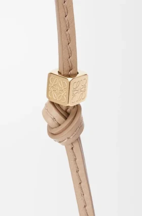 Kleine Anagram-riem van kalfsleer Kleine Anagram-riem van kalfsleer
