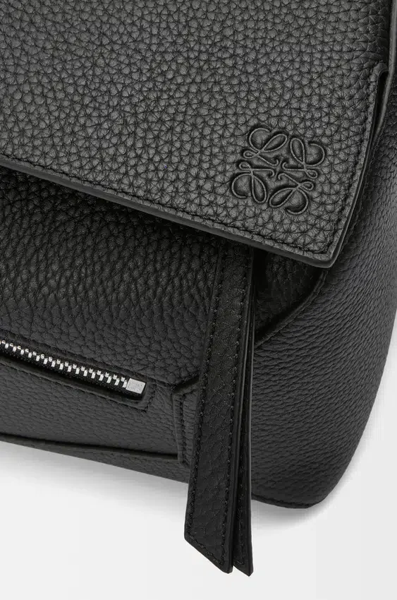 Kleine Puzzle Bumbag van generfd kalfsleer Kleine Puzzle Bumbag van generfd kalfsleer