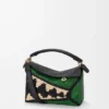 Kleine Puzzle Edge-tas van raffia en kalfsleer Kleine Puzzle Edge-tas van raffia en kalfsleer
