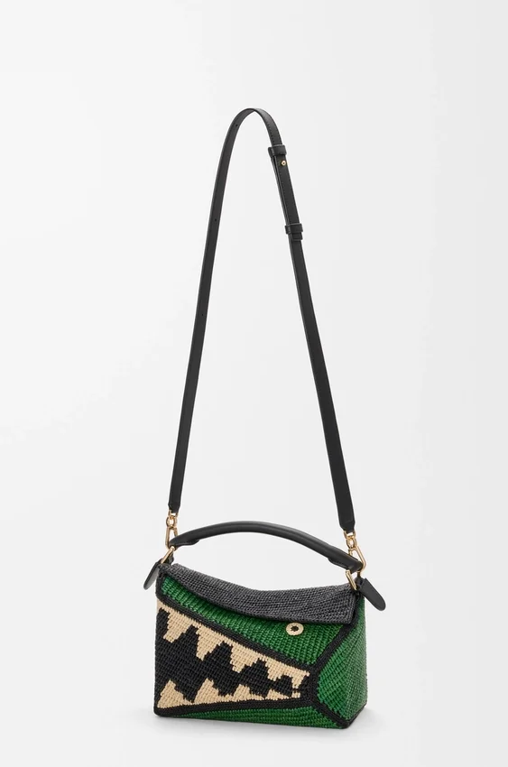 Kleine Puzzle Edge-tas van raffia en kalfsleer Kleine Puzzle Edge-tas van raffia en kalfsleer