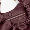 Kleine Squeeze-tas van zacht nappa-lamsleer Kleine Squeeze-tas van zacht nappa-lamsleer