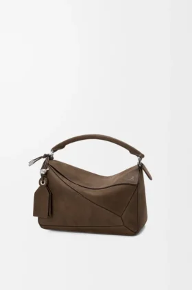 Kleine, vederlichte Puzzle-tas van genobbelde nubuck