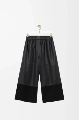 Korte broek van nappa-lamsleer en suède geitenleer Korte broek van nappa-lamsleer en suède geitenleer