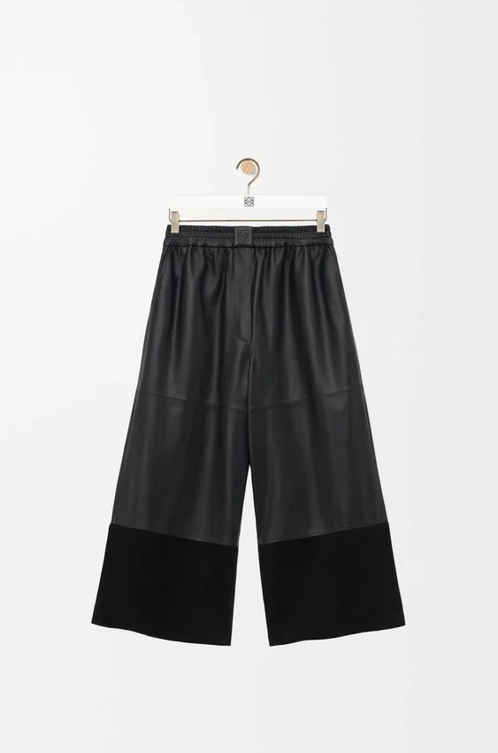 Korte broek van nappa-lamsleer en suède geitenleer Korte broek van nappa-lamsleer en suède geitenleer